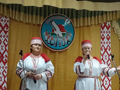 «С любовью - к песне!»
