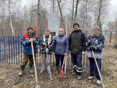 День памятников