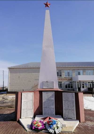 Памятник жителям Русаковского сельского поселения, погибшим в годы ВОВ 1941-1945гг