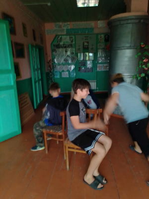 &quot;Кто первый?&quot;