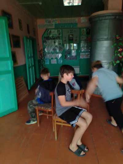 &quot;Кто первый?&quot;