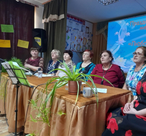 Любовью материнской мир прекрасен